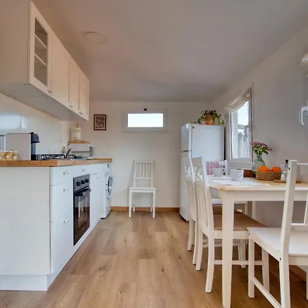 Apartment Spacious Penthouse With Panoramic Terrace - 20 Minutes From San Siro & Duomo Milan