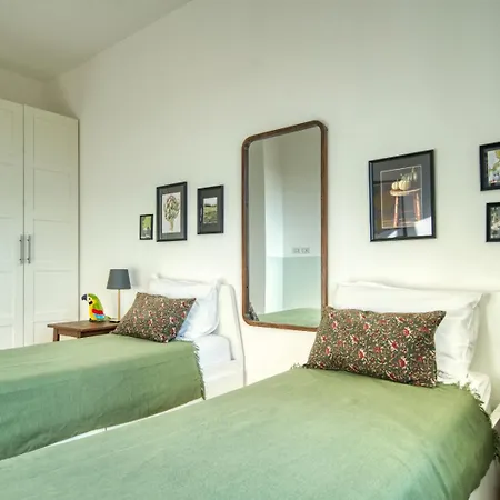 Apartment Spacious Penthouse With Panoramic Terrace - 20 Minutes From San Siro & Duomo Milan