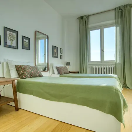 Spacious Penthouse With Panoramic Terrace - 20 Minutes From San Siro & Duomo Apartment